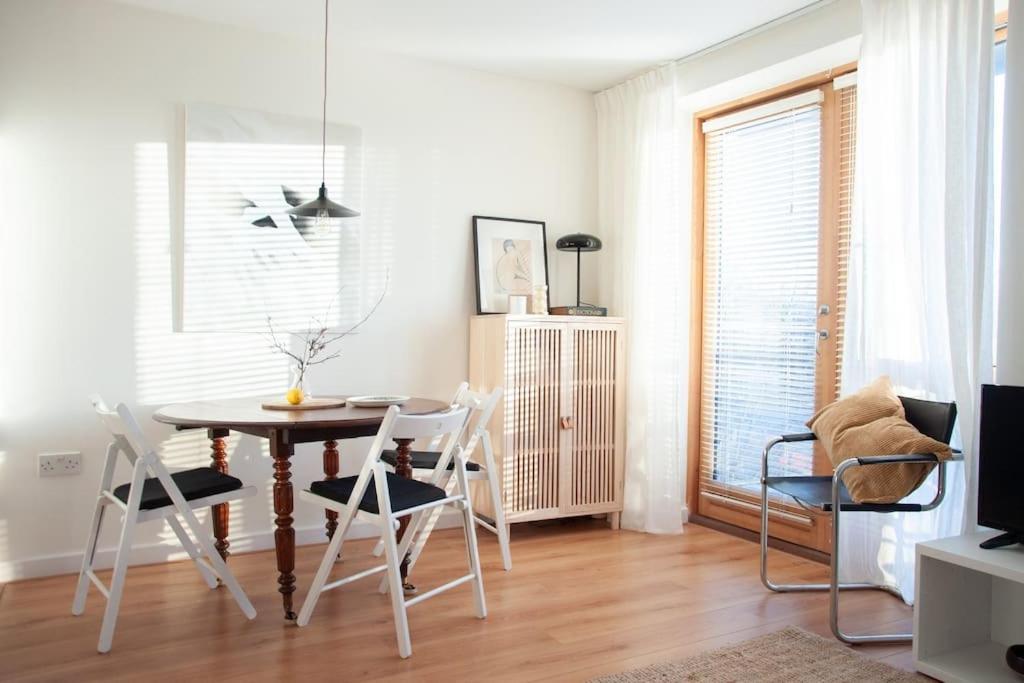 2 Bed 2 Bath Apartment With Canal View Dublin Exteriör bild